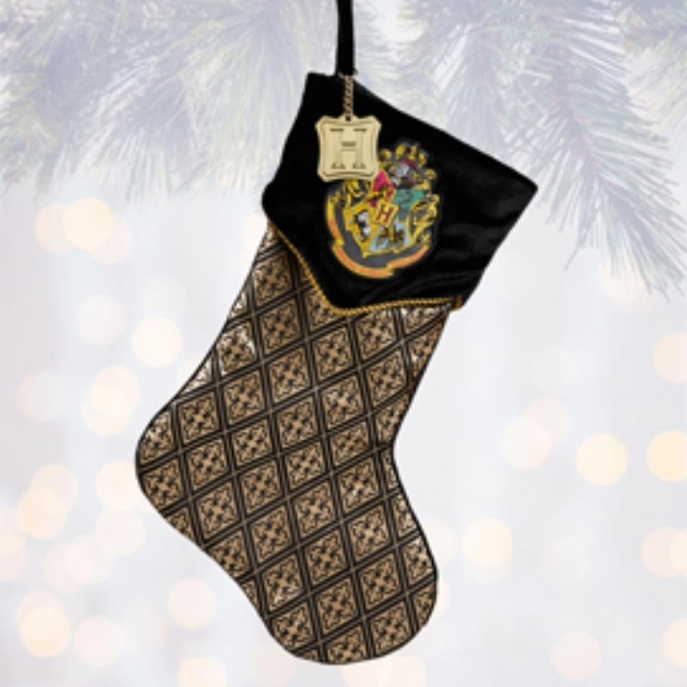 Universal Studios Wizarding World Of Harry Potter Hogwarts Crest Xmas Stocking